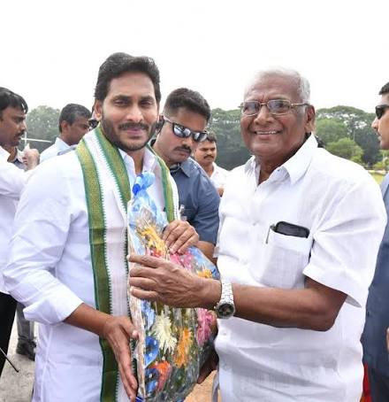 MURUGUDU HANUMANTHA